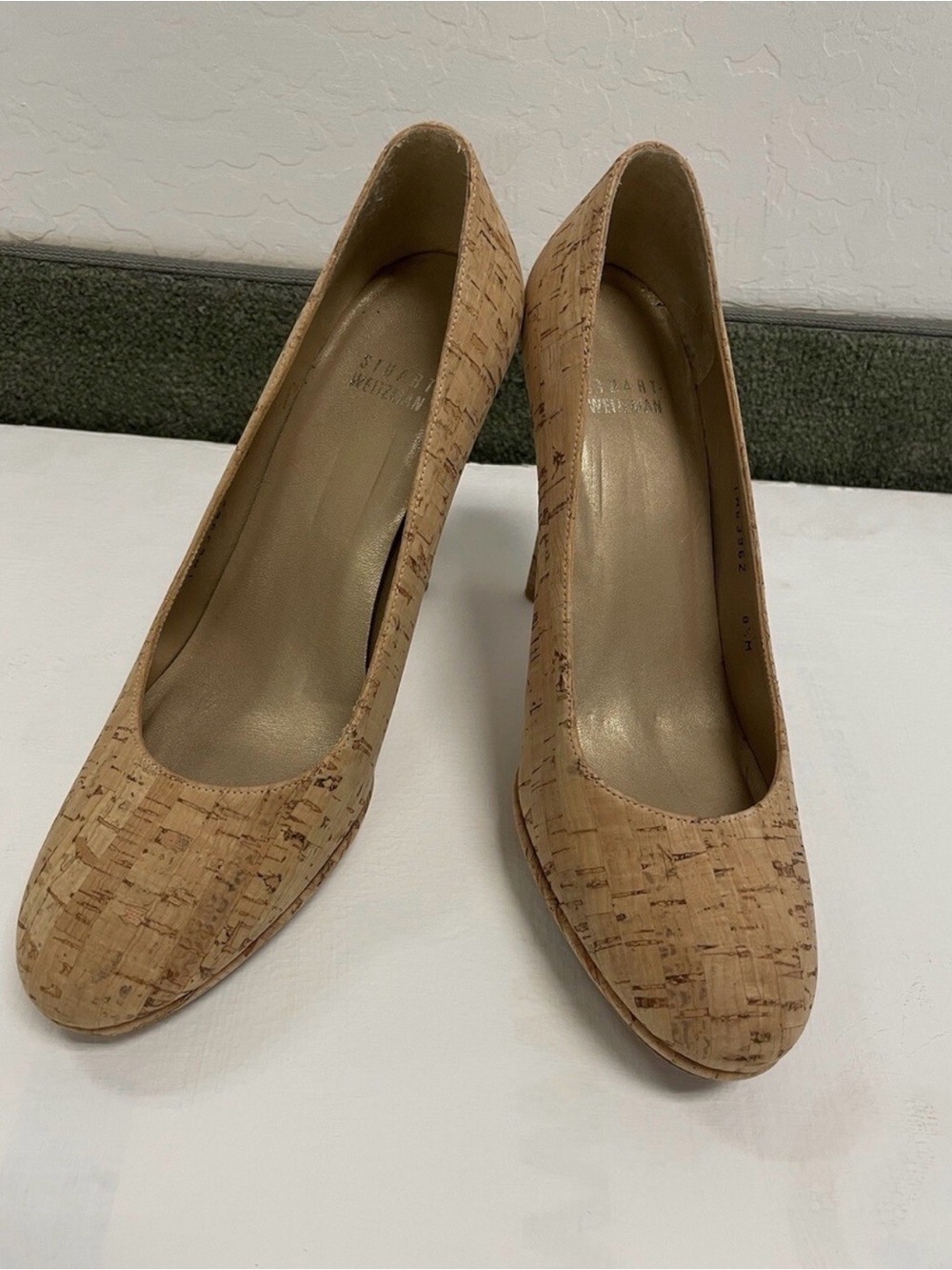 Stuart Weitzman Round-Toe Platform  Cork Pumps Size 7 1/2
